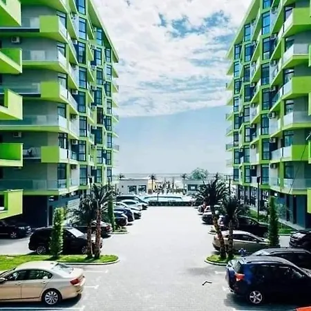 Alessia Spa In Alezzi Beach Appartement *